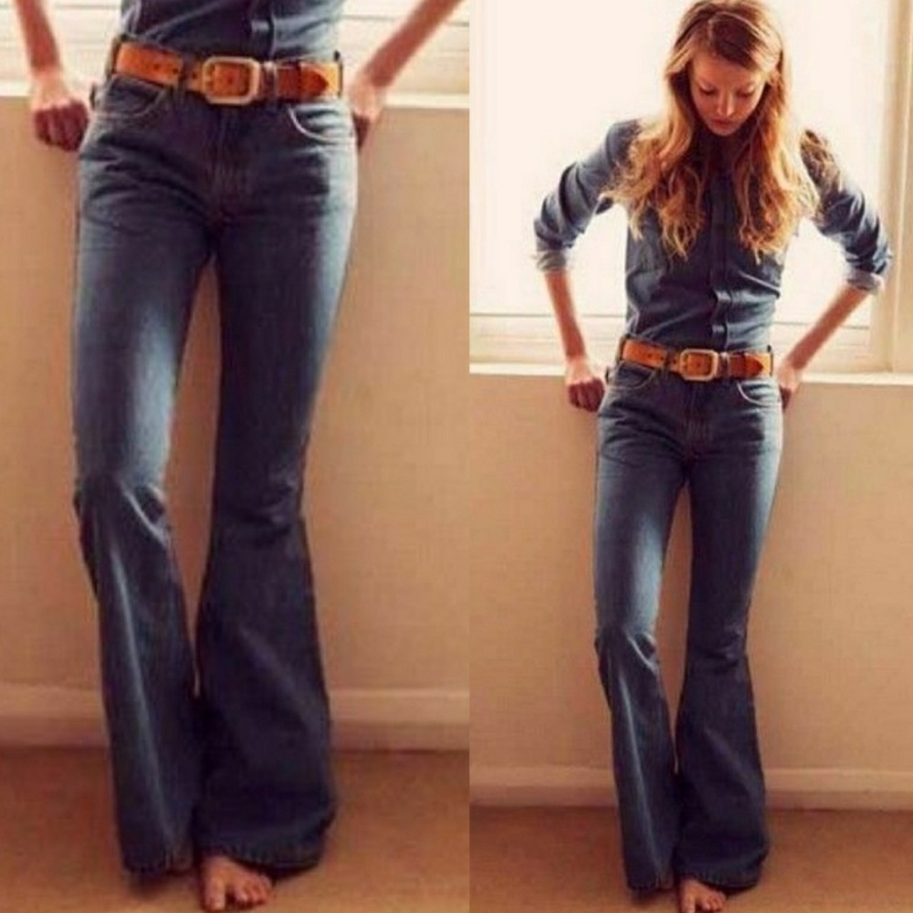 New Levi’s Vintage 70's Flare Mid Rise Jeans Dark Wash 26